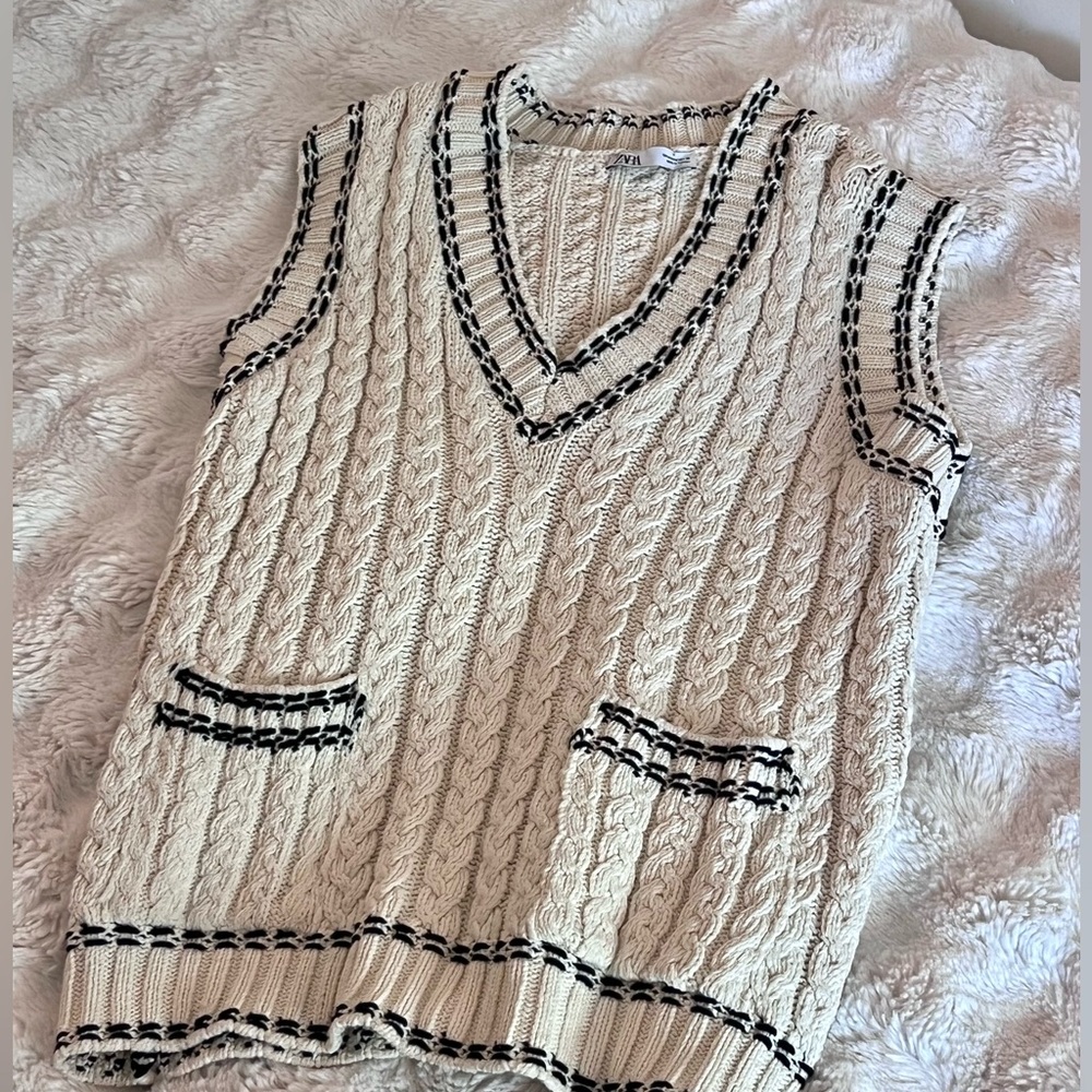 Zara Cream Cable Knit Vest with Black Accents